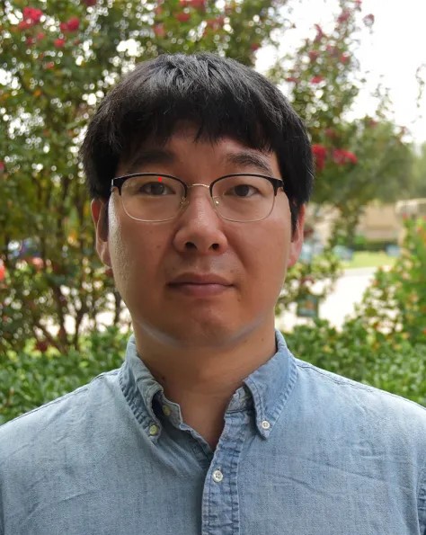 Dr. Chung Hwan
